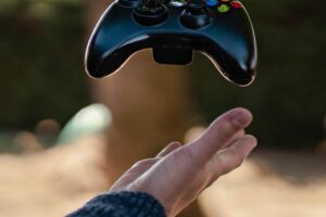 The Ultimate Guide to Choosing the Best Handheld Gaming Console in 2024